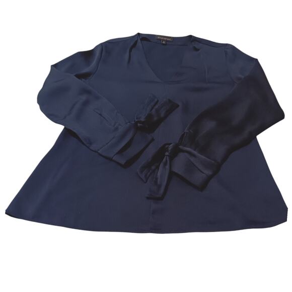 BANANA REPUBLIC Dressy Blouse M Navy Blue Career Office‎ Professional Tie Cuffs - Picture 3 of 8
